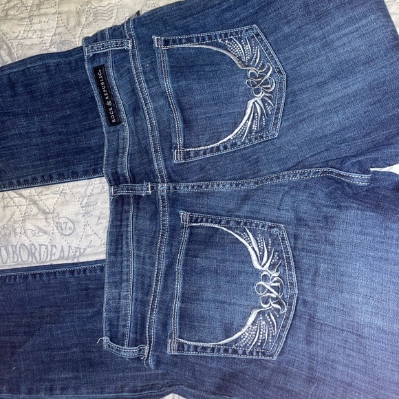 Rock & Republic Denim - Rock & Republic Blue Boot Cut Jeans with Embroidery